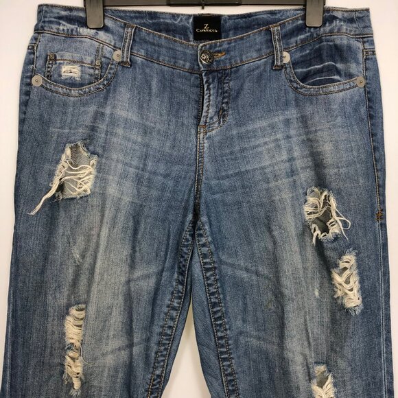 ZCavaricci Jeans Women 14 Blue Distressed Rhinestone Embroidered Relaxed 90s 80s - Picture 2 of 12